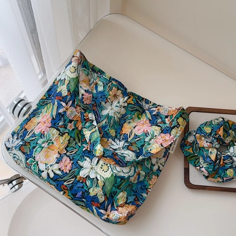 Gesteppte Baumwolle Umhängetasche Vintage Ölgemälde Blumendruck Ästhetik Canvas Futter Achselhöhle Tote Kosmetiktasche