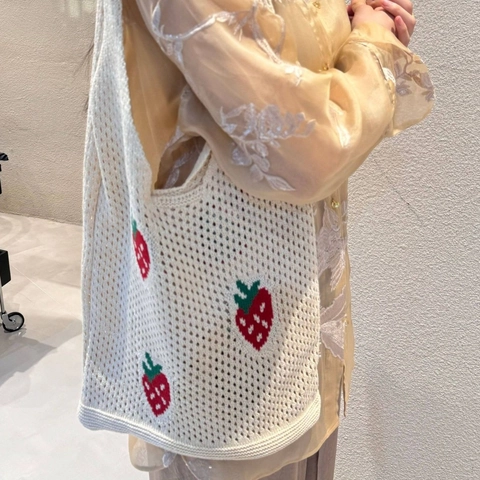 Borsa Tote In Maglia Fragola Uncinetto Svuotata Borsa A Spalla Stile Giapponese Coreano Pastorale Spiaggia