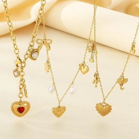 Collana Con Pendenti Multipli Placcata Oro Acciaio Inossidabile Con Perla Artificial Sintetica E Zircone Cuore Fiocco Croce Ciondolo Per Donna Accessorio Di Moda