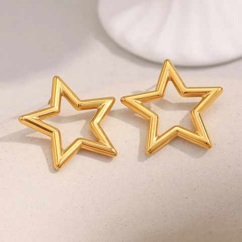 Hollow Pentagram Stud Earrings 18K Gold Plated Stainless Steel Star Shaped Minimalist Jewelry For Women Elegant Gift