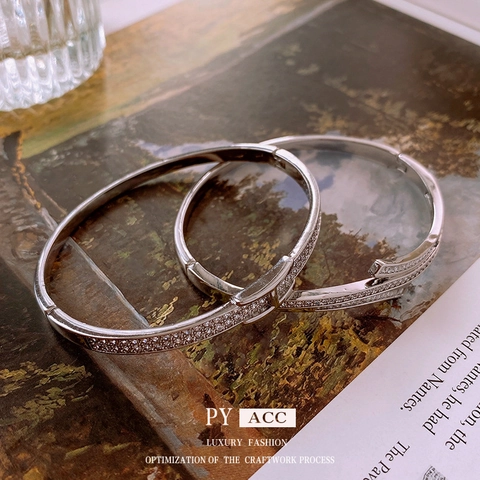 Pave Zircon Copper Bangle Bracelet Oval Geometric Clasp Silver Color Elegant Fashion Jewelry For Women