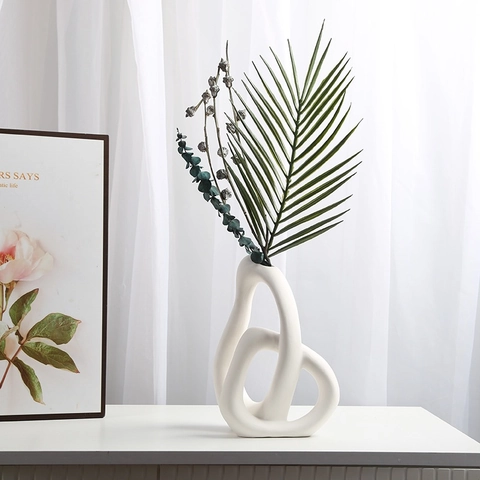 Vaso In Ceramica A Forma Di Cuore Intrecciato Astratto Nordico Moderno Minimalista Incavo Decorazione Per La Casa Ornamento Da Tavolo