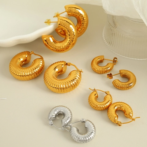 Geometrische Titanstahl Reifen Ohrringe Für Damen Gold Silber Plattiert Gehämmert Gerippte Textur Mode Schmuck Zubehör