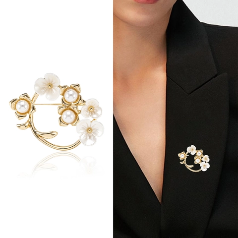 Spilla Elegante A Vite Di Fiori Lega Con Perla Artificial Sintetica E Smalto Pin Per Donne Decorazione Abito