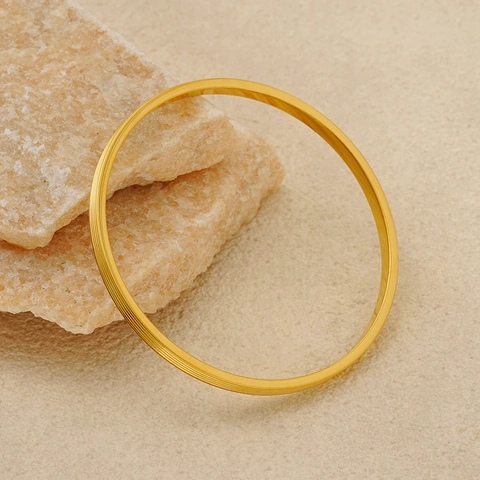 Minimalist Stripe Bangle For Women 18K Gold Plated Stainless Steel Grooved Texture Elegant Hand Jewelry Accessory