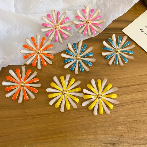 Colorful Daisy Flower Stud Earrings Enamel Alloy Sweet Dopamine Style For Women With Stainless Steel Earring Post