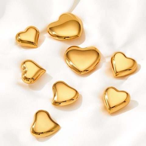 Minimalist Stainless Steel Heart Stud Earrings For Women Simple Elegant Metal Peach Heart Jewelry European Style Fashion Gift