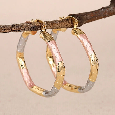 Exquisite Tri-color Geometric Hoop Earrings For Women Three-Tone Gold Silver Rose Gold Plated Copper Round Textured Circle Earrings Fashion Jewelry Gift