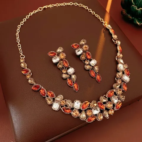Vintage Palace Style Rhinestone Teardrop Necklace And Earrings Alloy Crystal Statement Jewelry Luxury Accessory For Women