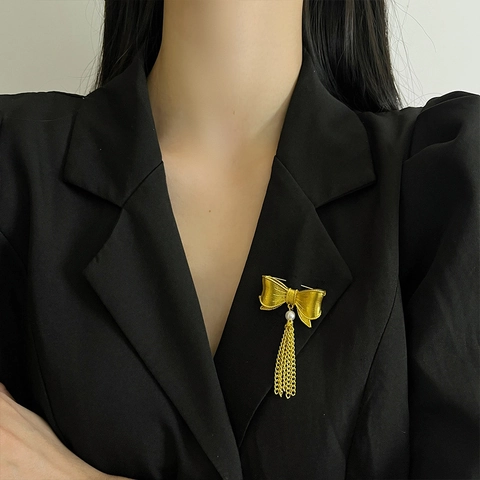 Vintage Legierung Schleife Brosche Anstecknadel Mit Kunstperle Und Metallquaste Kette Für Damen Anzug Mantel Accessoires