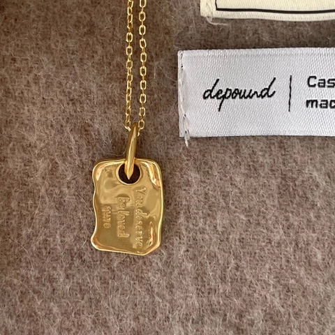 925 Sterling Silber Halskette Unregelmäßiger Geometrischer Rechteckiger Anhänger Gravierte Buchstaben Minimalistischer Stil