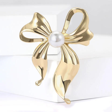 Elegante Legering Strik Broche Speld Met Kunstparel Glanzend Metaal Corsage Voor Dames Pakken Mantels Feest