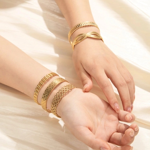 Mode Edelstahl Offen Armreif Für Damen Geflochten Hohl Geometrisch Verstellbar Vergoldet Statement Schmuck Geschenk