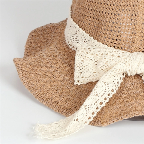 Women Straw Sun Hat Wide Brim Foldable UV Protection Beach Holiday Lace Bow Elegant Summer