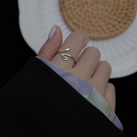 Bague En Cuivre En Forme De Serpent Minimaliste Bague Ouverte Ajustable Surface Lisse Polie Plaqué Or Blanc Bijoux Pour Femmes