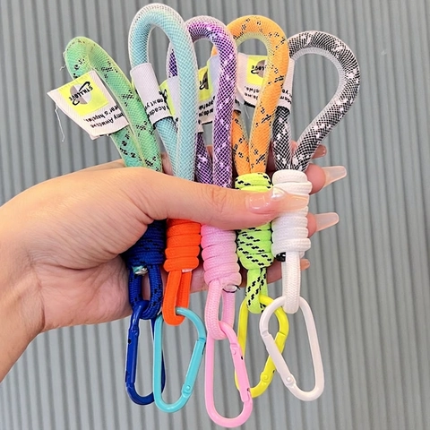 Woven Paracord Keychain With Metal D-Ring Carabiner Fashion Colorful Braided Bag Charm For Car Keys And Backpack