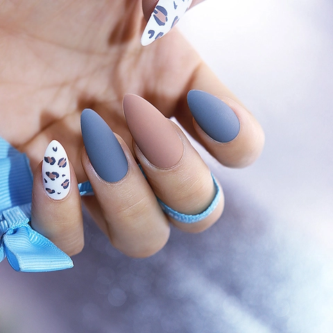 Matte Mandel Press On Nägel Leopard Print Blau Pink Maniküre Wiederverwendbare Falsche Nägel Für Frauen