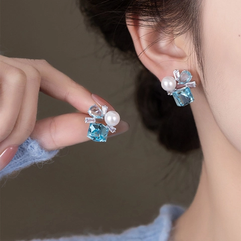 Square Blue Zircon And Imitation Artificial Pearl Stud Earrings With Silver Earring Post Elegant Geometric Cluster Jewelry For Women