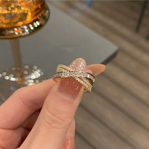 Verstellbarer Offener Ring Kupfer Zirkonia Mehrlagiges X-Design Glänzende Baguette-Steine Damen Modeschmuck