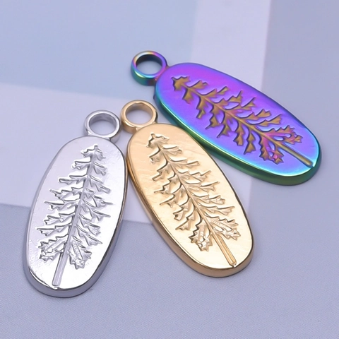 Stainless Steel Tree Pendant Necklace For Women Oval Pine Tree Relief Charm Gold Silver Iridescent DIY Jewelry Gift