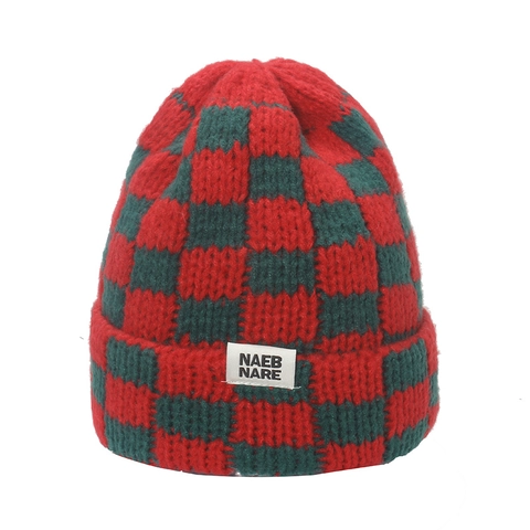 Damen Winter Warm Schachbrett Strickmütze Mode Acryl Schachbrettmuster Häkeln Skull Cap Mütze Mit Aufnäher
