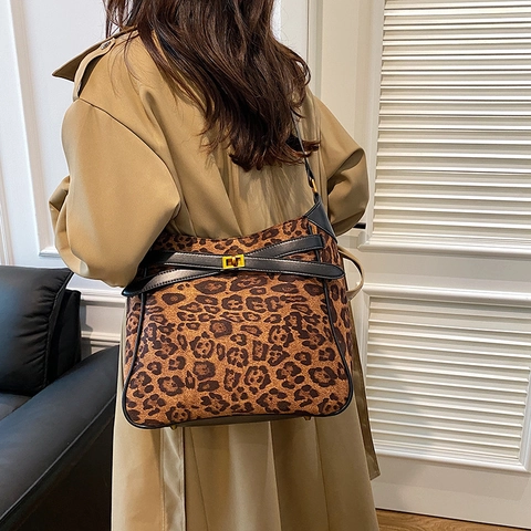 Bolso De Hombro Para Mujer Con Estampado De Leopardo Cuero PU Bolso Tote De Gran Capacidad Con Cierre Metálico