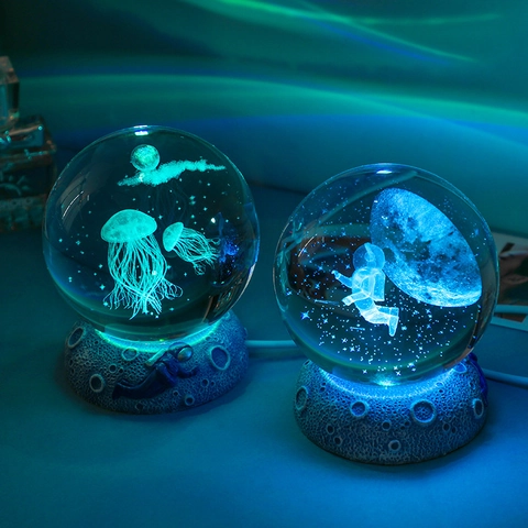 3D Kristallen Bol Nachtlampje Astronaut Maan Hars Basis LED Lichtgevende Bureau Decoratie Cadeau Home Decor