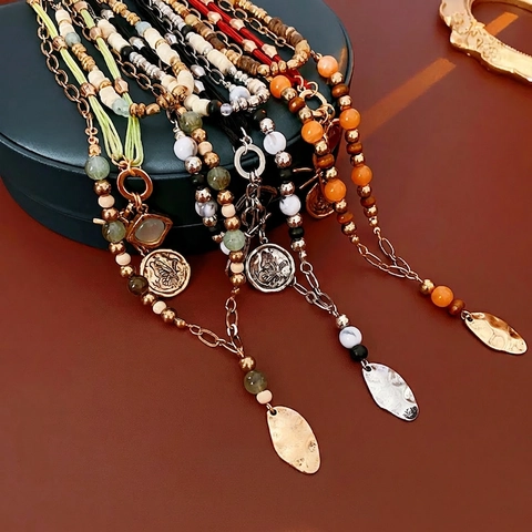 Collier Multi Rangs Style Bohème Vintage Perles En Bois Chaîne En Alliage Pendentif Pièce Papillon Feuille Bijoux Femmes