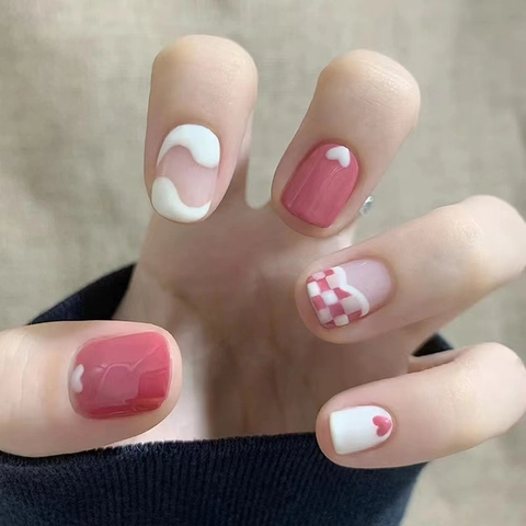 Heart Checkerboard Pink White Press On Nails Short Square Glossy French Style False Nails