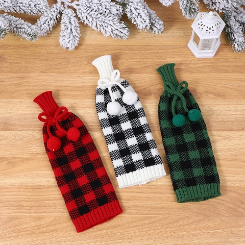 Christmas Wine Bottle Covers Acrylic Knitted Plaid Pattern Pom Pom Decor For Holiday Dining Table Party Decoration