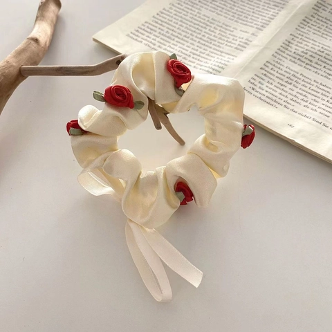 Eleganter Satin Haargummi Mit 3D Rosenblüte Und Schleifenband Französischer Romantischer Haarschmuck Für Damen