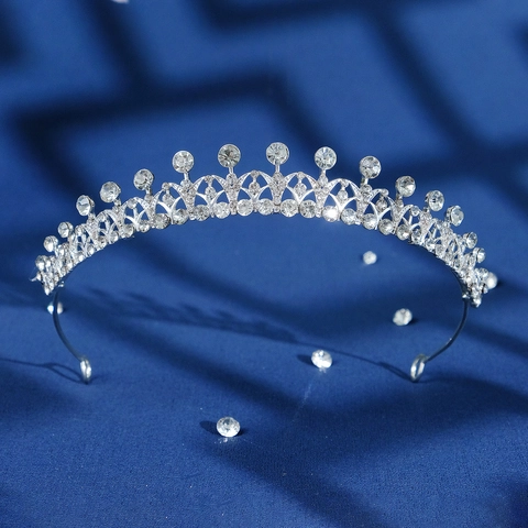 Barock Blatt Straß Krone Braut Tiara Legierung Silber Hochzeit Kopfschmuck Accessoires Für Frauen Festzug Geburtstag