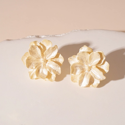 Acryl Blütenblatt Ohrstecker Mit Silbernem Ohrstecker Süßer 3D Floraler Eleganter Schmuck Für Damen Mädchen
