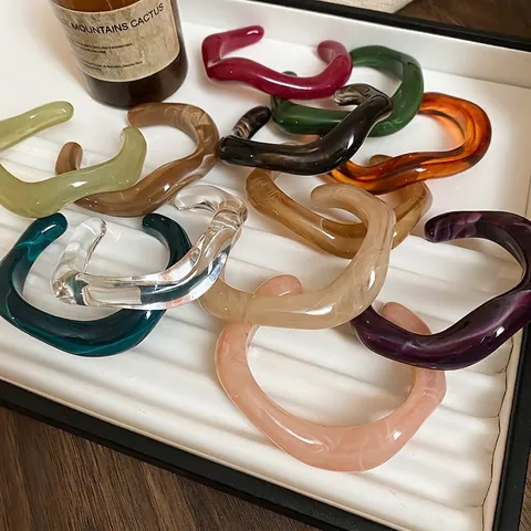 Brazalete De Ola Irregular Resina Acrílica Patrón De Mármol Estética Minimalista Joyas De Muñeca Para Mujeres Moda