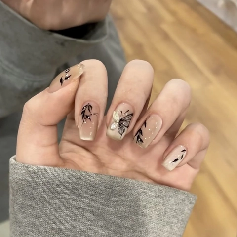 Nude Cat Eye Press On Nails With 3D Butterfly And Bamboo Leaf Pattern Glitter Handmade False Nails For Women