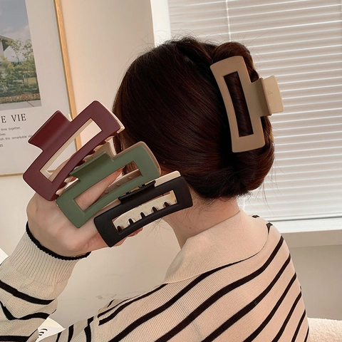Matte Hair Claw Clip Large Rectangular Hollow Color Block Shark Clip Strong Hold Styling Accessory Women Korean Hair Clamp