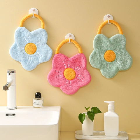 Hanging Hand Towel Coral Fleece Flower Shape Thick Super Absorbent Bathroom Kitchen Soft Cartoon