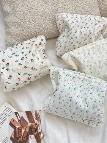 Floral Print Makeup Bag Lace Trim Quilted Cotton Aesthetic Cosmetic Organizer Large Capacity Travel Toiletry Pouch
