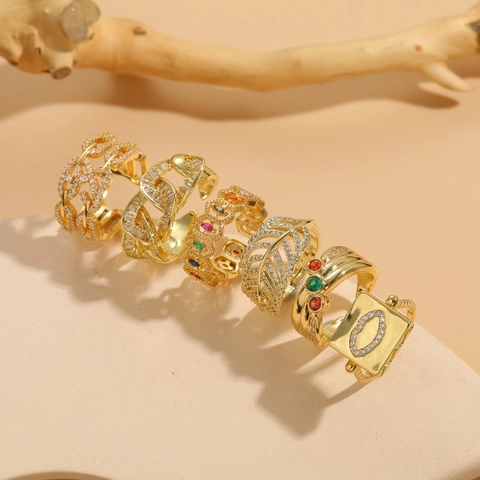 Geometrische Zirkonia Offene Ringe Für Damen 14K Vergoldetes Kupfer Blatt Lippe Kette Muster Verstellbare Luxus Mode Ringe