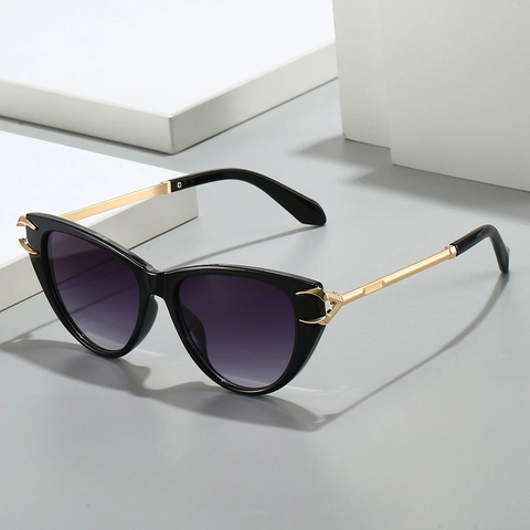 Streetwear Solid Color Pc Cat Eye Full Frame Women'S Sunglasses