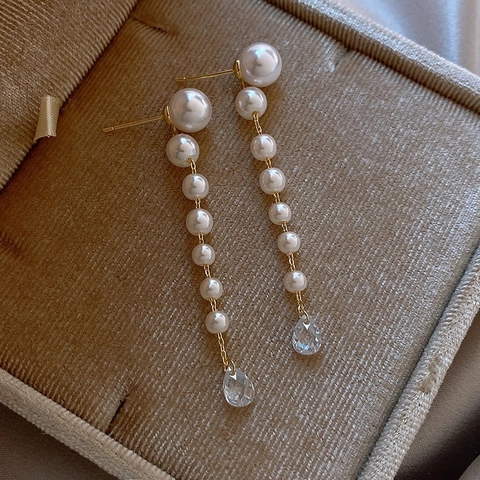 Lange Kwastje Faux Kunstparel Druppel Oorbellen Frans Retro Elegant Waterdruppel Zirkonia Met Zilveren Oorbel Post Voor Vrouwen