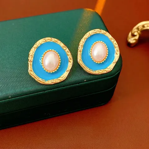 Boucles D Oreilles Vintage Émail Künstliche Perle Imitation Avec Tige En Argent Bijoux Alliage Doré Martelée Pour Femme