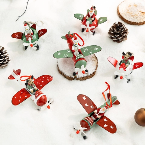 Christmas Airplane Ornaments Iron Metal Santa Snowman Reindeer Pilot Hanging Pendants Tree Decorations Festive Home Decor Desktop Miniatures Retro