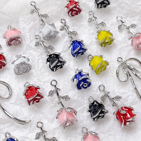Pendants Rose Fleur Nœud Papillon Alliage Émail Charms Pour DIY Création Bijoux Colliers Bracelets Boucles Oreilles Accessoires Rétro