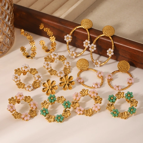 Bloem Ring Oorbellen 18K Verguld Roestvrij Staal Florale Slinger Kunstparel Accent Vrouwen Retro Mode Accessoire