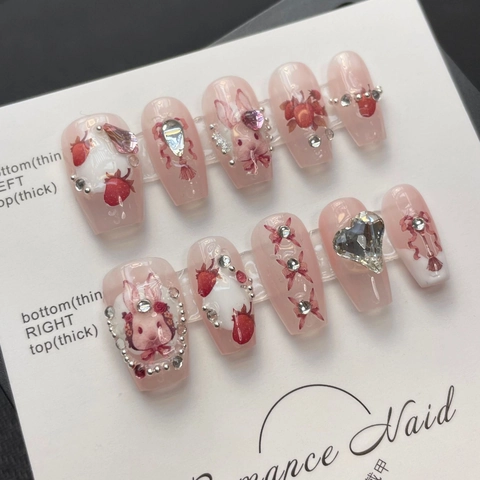 Handgemaakte Press On Nails Roze Gradiënt Konijn Aardbei Patroon Strass Kunstparel Boog Zoete Lolita Kunstnagels