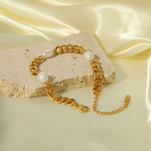 Fashion Bracelet For Women Gold Plated Stainless Steel Freshwater Pearl Cowrie Shell Link Chain Adjustable Jewelry