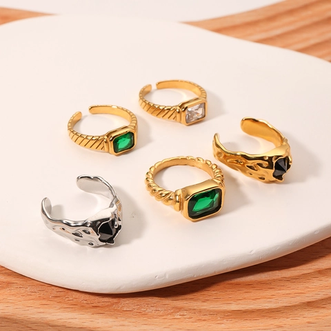 Vintage Open Ring 18K Gold Plated Stainless Steel Emerald Zircon Adjustable Molten Texture Retro Jewelry Women