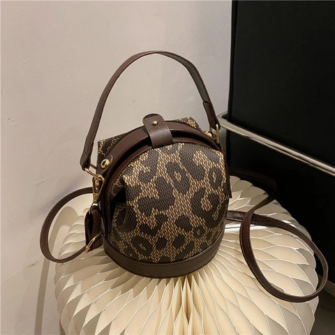 Leopard Print Bucket Bag Vintage PU Leather Shoulder Crossbody Handbag Adjustable Strap Small Cylinder Niche Fashion