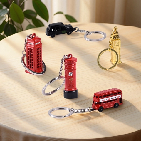 Llavero de Recuerdo de Londres Aleación de Zinc Autobús Rojo de Dos Pisos Cabina Telefónica Buzón Big Ben Taxi Colgante Retro Británico Regalo Turístico